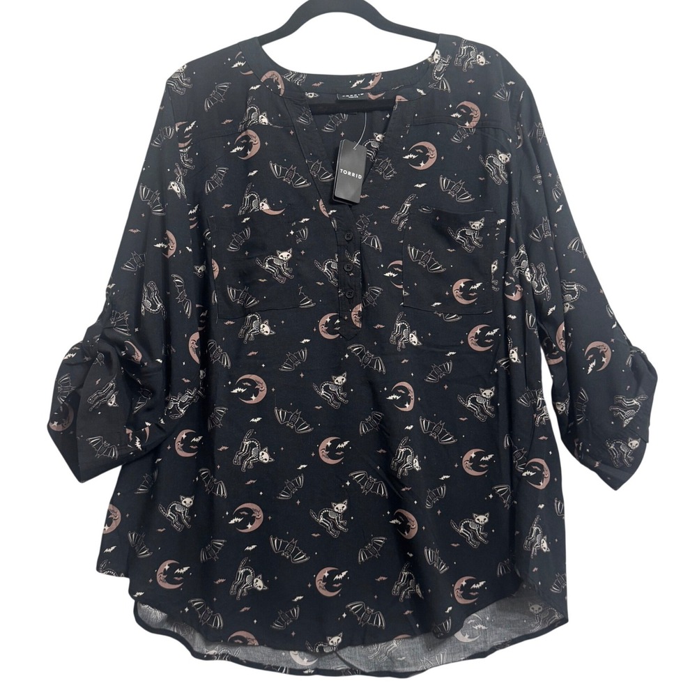 Torrid Harper Challis Top Womens 2 Black NWT Spooky Cats Bats Skeleton Blouse - Picture 5 of 11